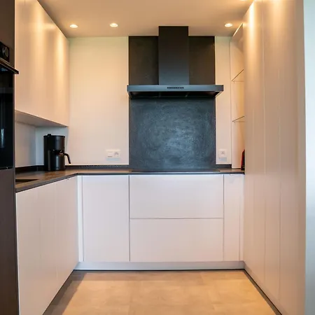 Astrid 802 With Balcony By Interhome Apartamento Bredene